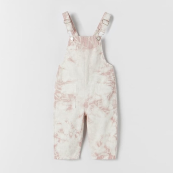 SOLD NWT Zara 18-24m denim tie dye overalls - Picture 2 of 4